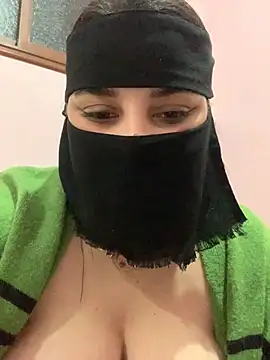 Snapshot of Miss-Soka chatting on 01-23-25, 11:15 Miss-Soka online show from 01-23-25, 11:15