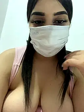 Snapshot of Miss-Soka chatting on 11-24-25, 12:43 Miss-Soka online show from 11-24-25, 12:43