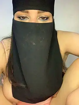 Miss-Soka online show from 04-22-26, 12:46