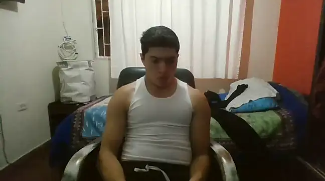 Snapshot of juanklkkp chatting on 03-19-25, 02:48 juanklkkp online show from 03-19-25, 02:48