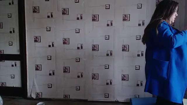 Snapshot of TasyaBigTTs chatting on 10-26-25, 12:44 TasyaBigTTs online show from 10-26-25, 12:44