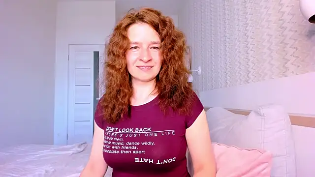 Snapshot of Clear_Angel chatting on 05-19-26, 03:46 Clear Angel online show from 05-19-26, 03:46