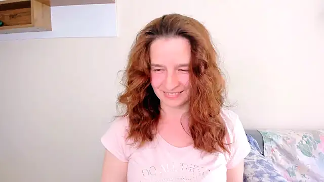 Snapshot of Clear_Angel chatting on 06-10-26, 12:48 Clear Angel online show from 06-10-26, 12:48