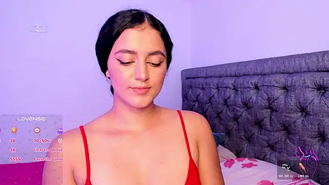 Adhara-zanne online show from 11-14-25, 02:21