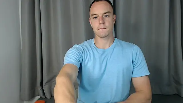 Snapshot of heilgarbest chatting on 11-18-25, 10:09 heilgarbest online show from 11-18-25, 10:09