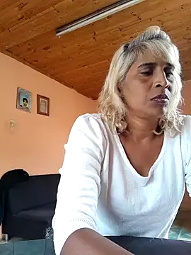 Goodgirlsue 77 online show from 02-11-25, 01:51