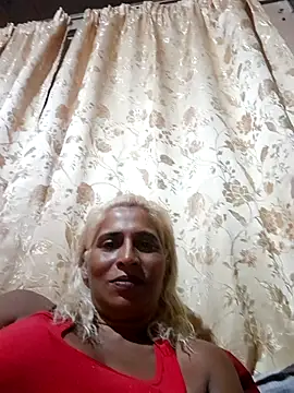 Goodgirlsue 77 online show from 03-03-25, 09:59