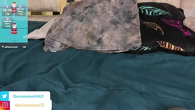 Snapshot of Maisondavis_ chatting on 12-12-24, 03:21 Maisondavis online show from 12-12-24, 03:21