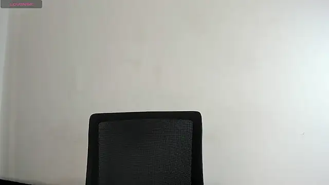 Snapshot of Maisondavis_ chatting on 01-15-25, 10:24 Maisondavis online show from 01-15-25, 10:24