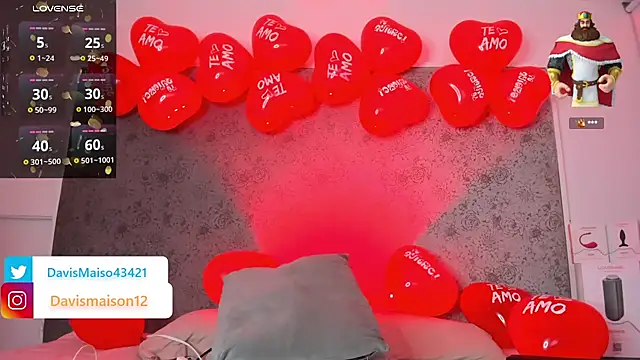 Snapshot of Maisondavis_ chatting on 02-15-25, 12:59 Maisondavis online show from 02-15-25, 12:59