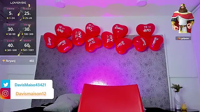 Snapshot of Maisondavis_ chatting on 02-16-25, 12:41 Maisondavis online show from 02-16-25, 12:41