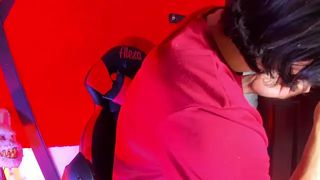 LilOwen  online show from 03-12-26, 09:21