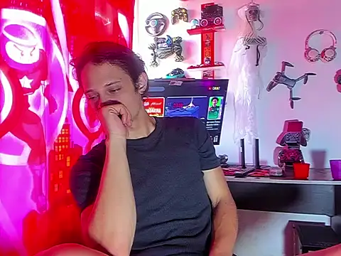 LilOwen  online show from 06-11-26, 09:02