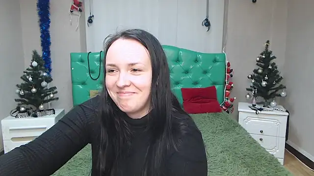 IsabelBlackberry online show from 12-27-24, 03:26