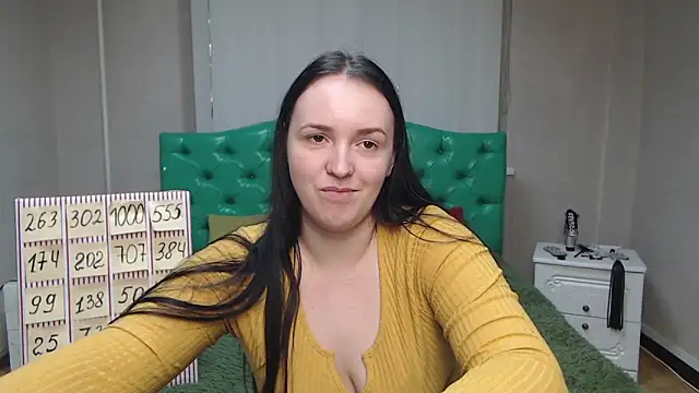 IsabelBlackberry online show from 01-23-25, 12:19