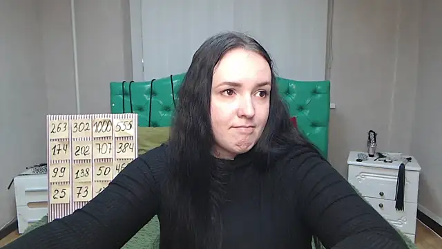 IsabelBlackberry online show from 02-07-25, 09:05