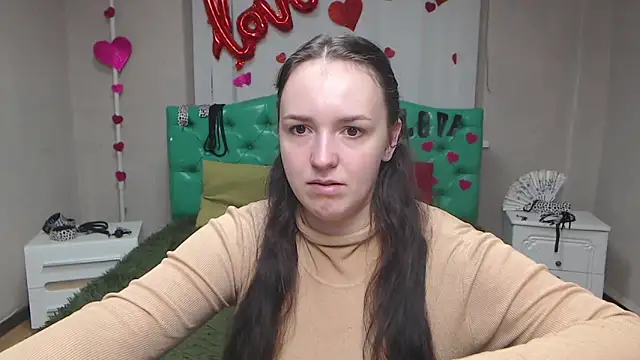 IsabelBlackberry online show from 10-16-25, 05:19