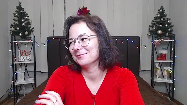 Snapshot of MarieSho chatting on 01-08-25, 10:26 MarieSho online show from 01-08-25, 10:26