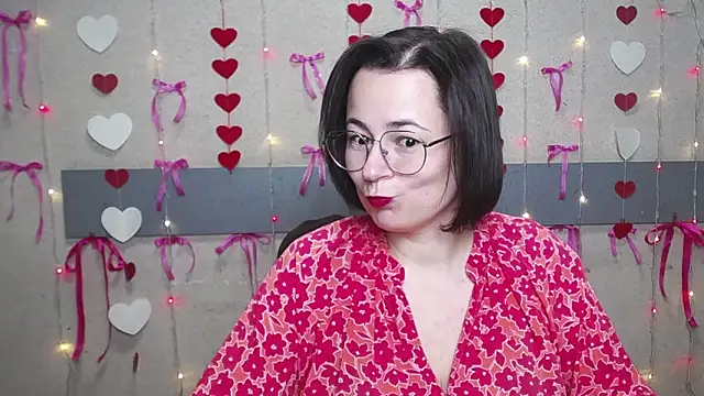 Snapshot of MarieSho chatting on 01-21-25, 09:04 MarieSho online show from 01-21-25, 09:04