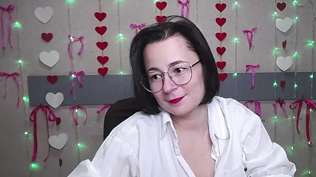 Snapshot of MarieSho chatting on 01-22-25, 12:06 MarieSho online show from 01-22-25, 12:06