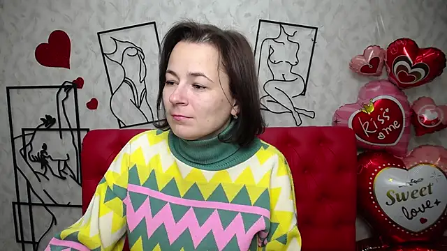 Snapshot of MarieSho chatting on 02-25-25, 07:09 MarieSho online show from 02-25-25, 07:09