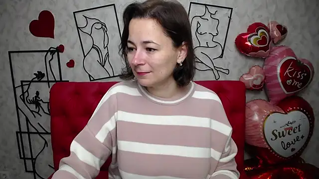 Snapshot of MarieSho chatting on 03-16-25, 07:15 MarieSho online show from 03-16-25, 07:15