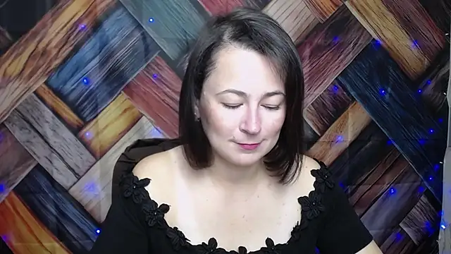 Snapshot of MarieSho chatting on 09-26-25, 06:17 MarieSho online show from 09-26-25, 06:17