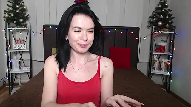 Snapshot of JasmineKouch chatting on 01-18-25, 03:31 JasmineKouch online show from 01-18-25, 03:31