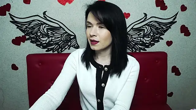 Snapshot of JasmineKouch chatting on 02-21-25, 06:15 JasmineKouch online show from 02-21-25, 06:15