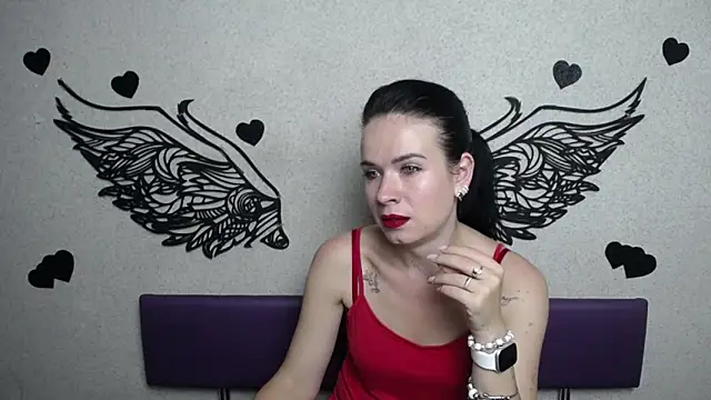 Snapshot of JasmineKouch chatting on 09-19-25, 05:35 JasmineKouch online show from 09-19-25, 05:35