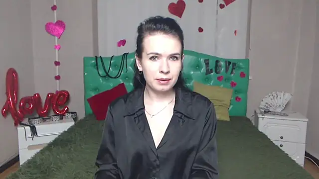 JasmineKouch online show from 12-04-25, 06:34