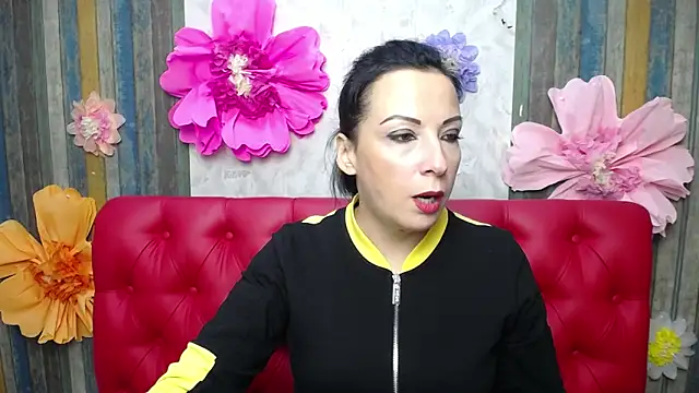 ElizabethSho online show from 10-18-25, 05:25