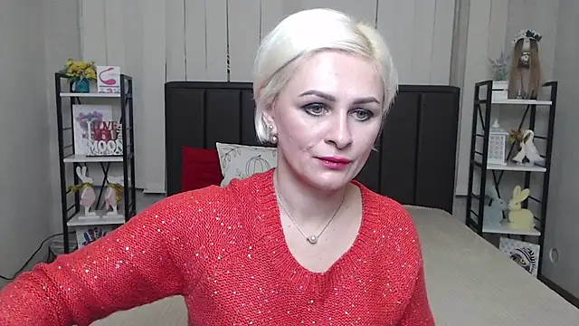 OliviaHorst online show from 12-04-25, 06:23