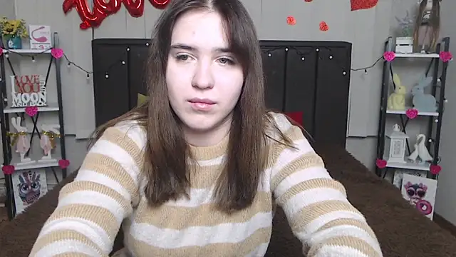 LauraHlot online show from 02-17-25, 12:32