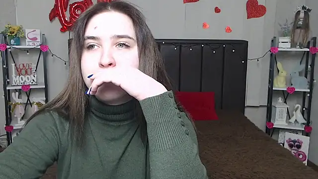 LauraHlot online show from 02-20-25, 06:24