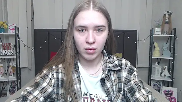 LauraHlot online show from 09-11-25, 06:24