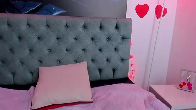 Camiila Osorio online show from 02-22-25, 06:50