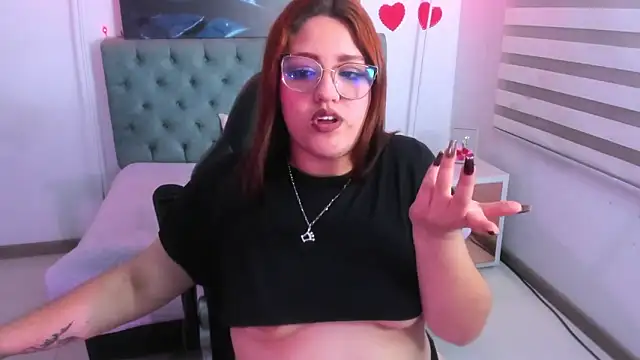 Camiila Osorio online show from 02-25-25, 06:47