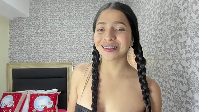 Snapshot of TATIGOLD2 chatting on 12-05-24, 03:28 TATIGOLD2 online show from 12-05-24, 03:28