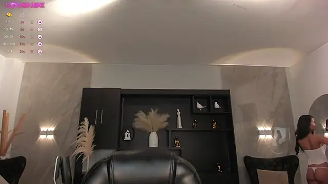 ValeriaVelvet online show from 03-05-25, 11:49