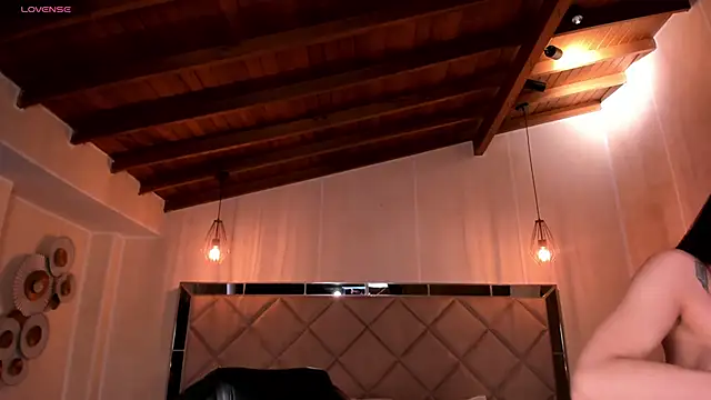 ValeriaVelvet online show from 10-27-25, 12:09