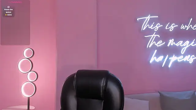 ValeriaVelvet online show from 06-03-26, 02:33