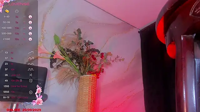 Snapshot of Karla-Ebony chatting on 09-20-25, 02:18 Karla-Ebony online show from 09-20-25, 02:18