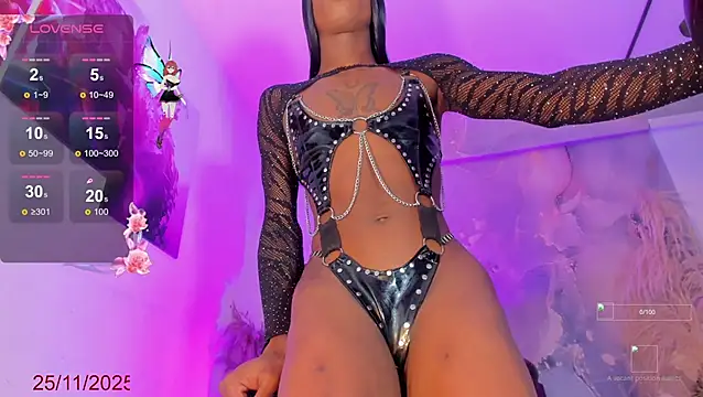 Snapshot of Karla-Ebony chatting on 11-25-25, 01:44 Karla-Ebony online show from 11-25-25, 01:44