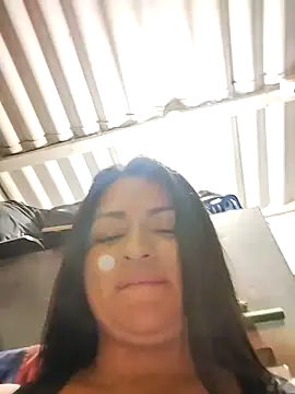 Linda Lars online show from 02-23-25, 04:07