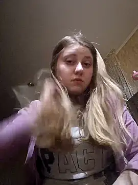 Snapshot of AnastasiaSky19 chatting on 03-12-26, 06:36 AnastasiaSky19 online show from 03-12-26, 06:36