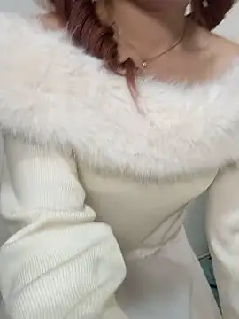 Snapshot of alice__1111 chatting on 12-20-25, 02:35 alice 1111 online show from 12-20-25, 02:35