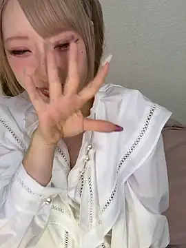 alice  1111 online show from 04-12-26, 12:43