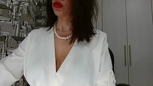 saraxt987 online show from 02-11-25, 09:56