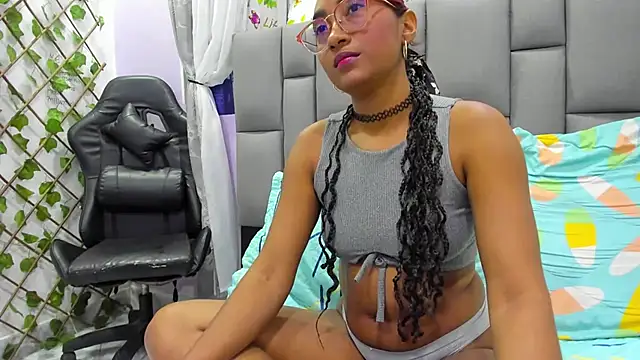 Snapshot of MurphyAngelina chatting on 10-27-25, 02:59 MurphyAngelina online show from 10-27-25, 02:59